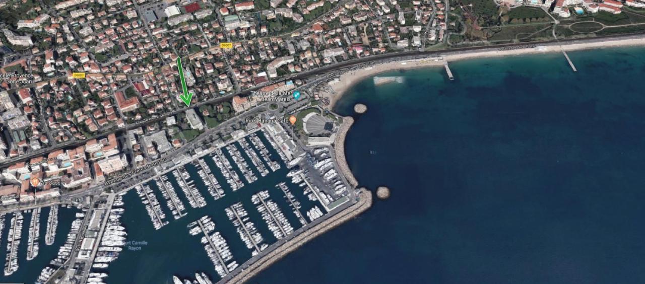 Grand Studio Neuf Face Port Et Plage, Parking Prive Ґольф-Жуан Екстер'єр фото